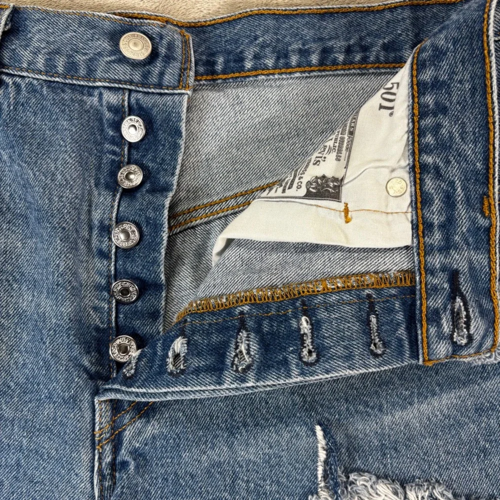 Levis 501 Big E Cut Off Shorts Womens 31 Blue Premium Excellent Distressed Denim